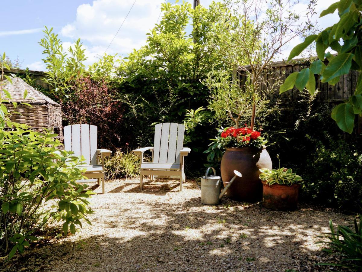 The Walnut, Meopham - A Private Retreat Rural Location Villa Dış mekan fotoğraf