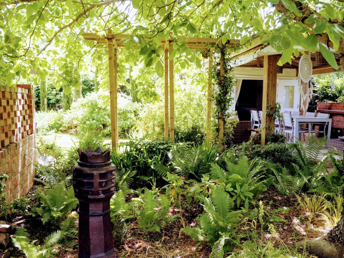 The Walnut, Meopham - A Private Retreat Rural Location Villa Dış mekan fotoğraf